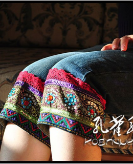 Ethnic style embroidered jeans 